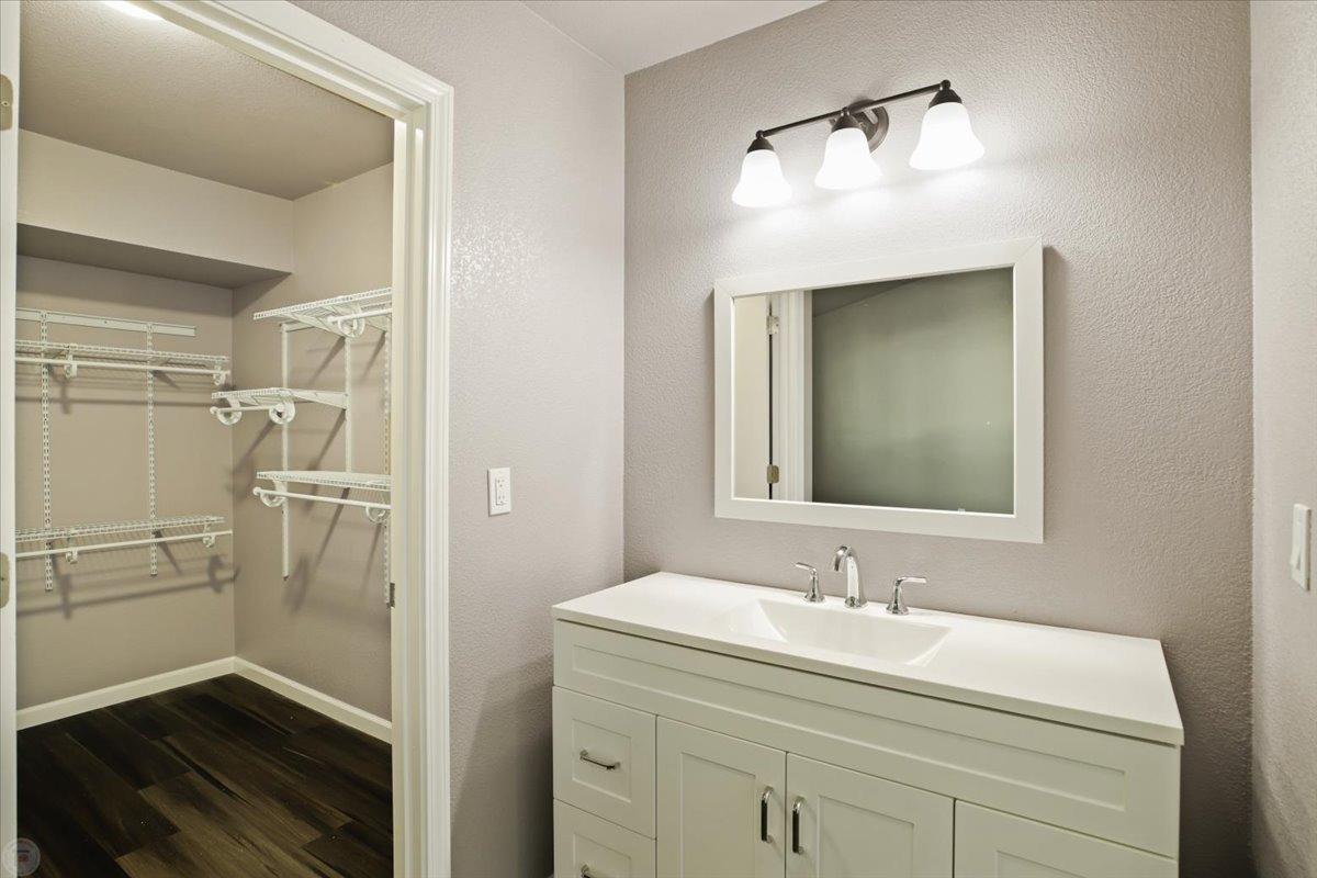 Detail Gallery Image 34 of 48 For 1111 Cedar Creek Dr #27,  Modesto,  CA 95355 - 2 Beds | 2 Baths
