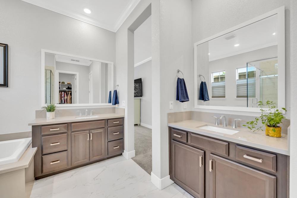 Detail Gallery Image 30 of 79 For 904 Hawks Feather Ln, Rocklin,  CA 95765 - 3 Beds | 3/1 Baths