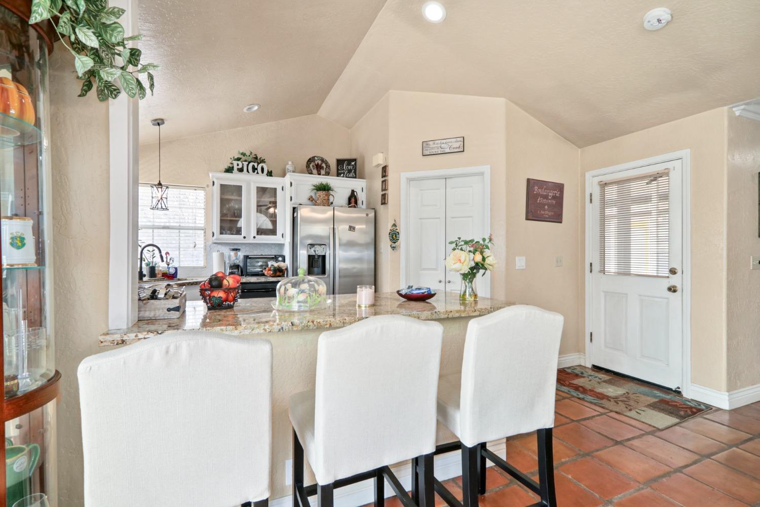 Detail Gallery Image 17 of 87 For 3200 Horseshoe Bend Rd, Somerset,  CA 95684 - 3 Beds | 2 Baths