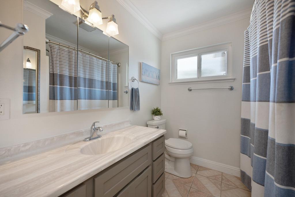 Detail Gallery Image 31 of 47 For 6830 Mercedes Ave, Citrus Heights,  CA 95621 - 3 Beds | 2 Baths