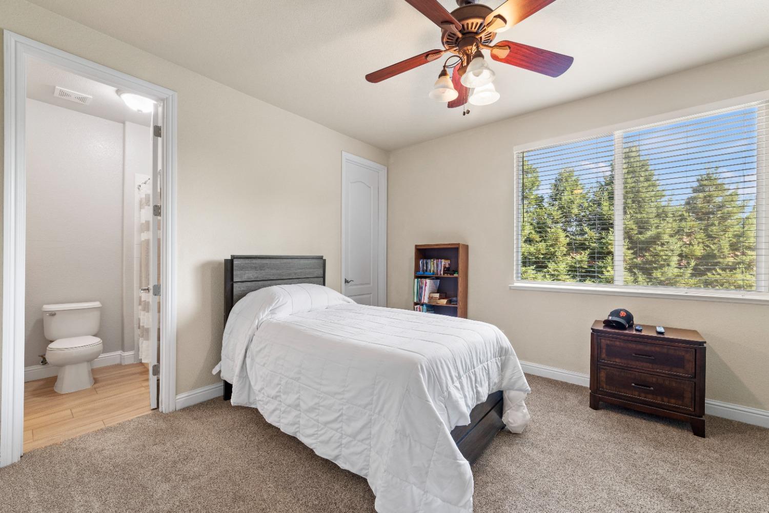 Detail Gallery Image 31 of 57 For 3955 Crystal Downs Ct, Roseville,  CA 95747 - 4 Beds | 3/1 Baths