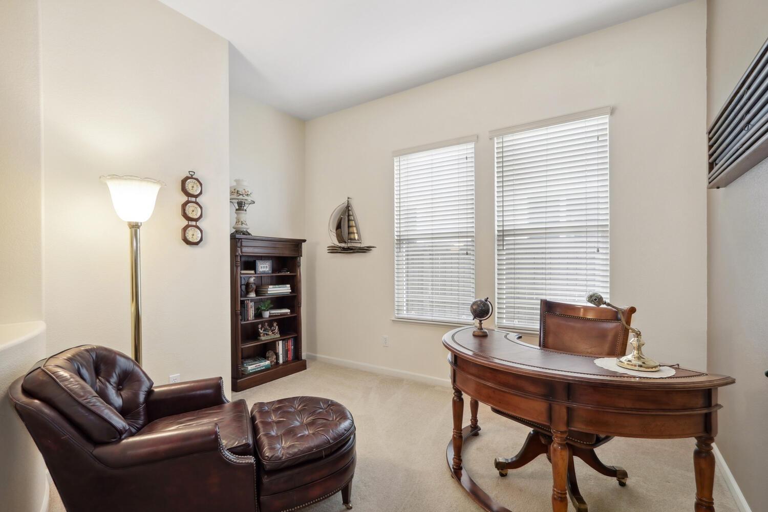 Detail Gallery Image 8 of 82 For 237 Mill Valley Cir, Sacramento,  CA 95835 - 2 Beds | 2 Baths