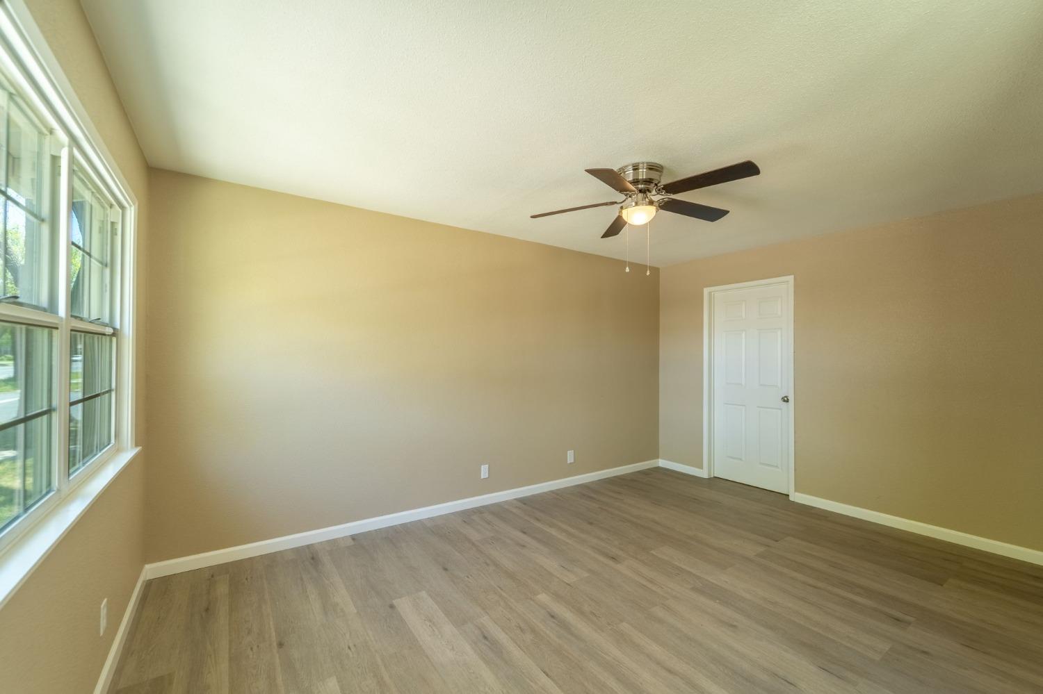 Detail Gallery Image 16 of 28 For 2315 V, Merced,  CA 95340 - 3 Beds | 2 Baths
