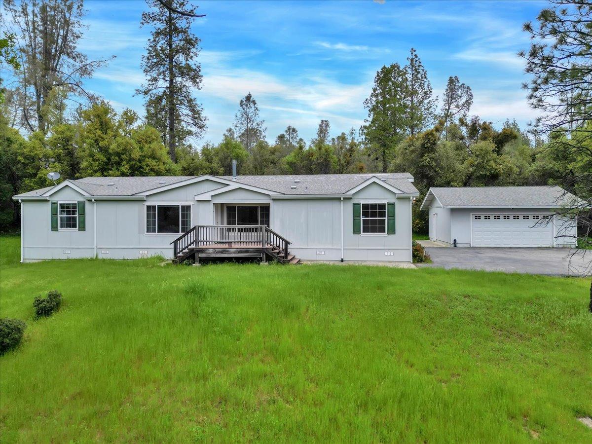 Detail Gallery Image 12 of 29 For 12696 Newtown Rd, Nevada City,  CA 95959 - 4 Beds | 2/1 Baths