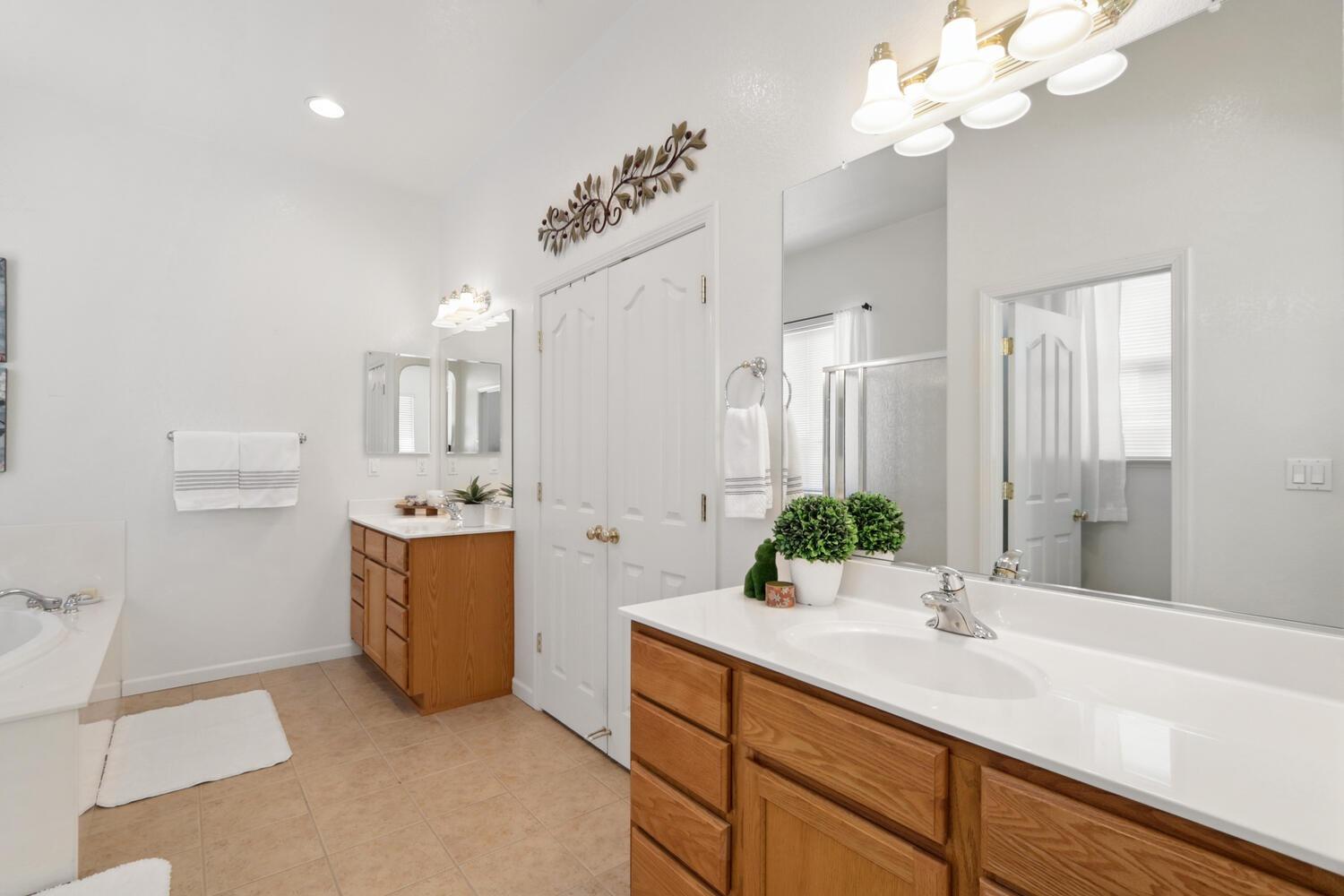 Detail Gallery Image 32 of 82 For 237 Mill Valley Cir, Sacramento,  CA 95835 - 2 Beds | 2 Baths