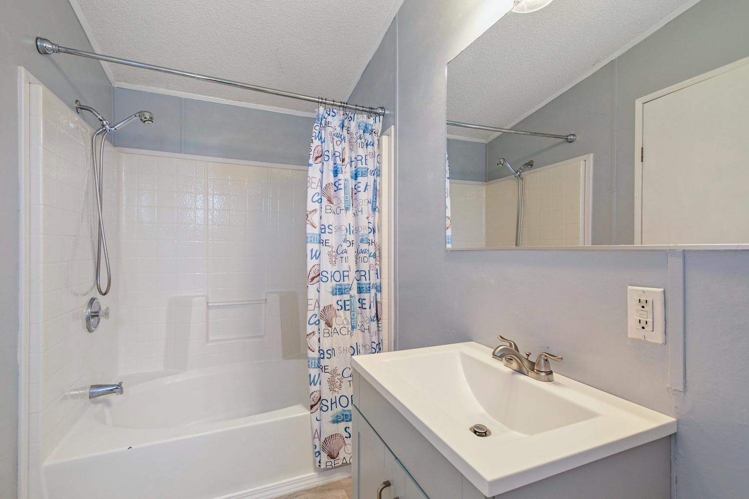 Detail Gallery Image 27 of 44 For 92 Lyle Way, Davis,  CA 95616 - 2 Beds | 2 Baths