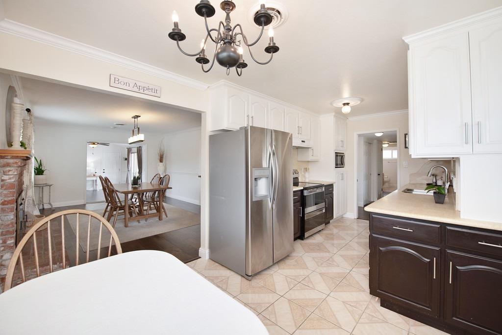 Detail Gallery Image 21 of 47 For 6830 Mercedes Ave, Citrus Heights,  CA 95621 - 3 Beds | 2 Baths