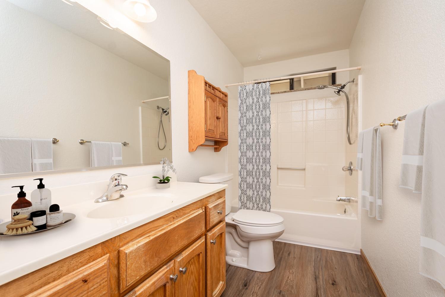 Detail Gallery Image 13 of 42 For 14033 Iva Cir, Grass Valley,  CA 95945 - 3 Beds | 2 Baths