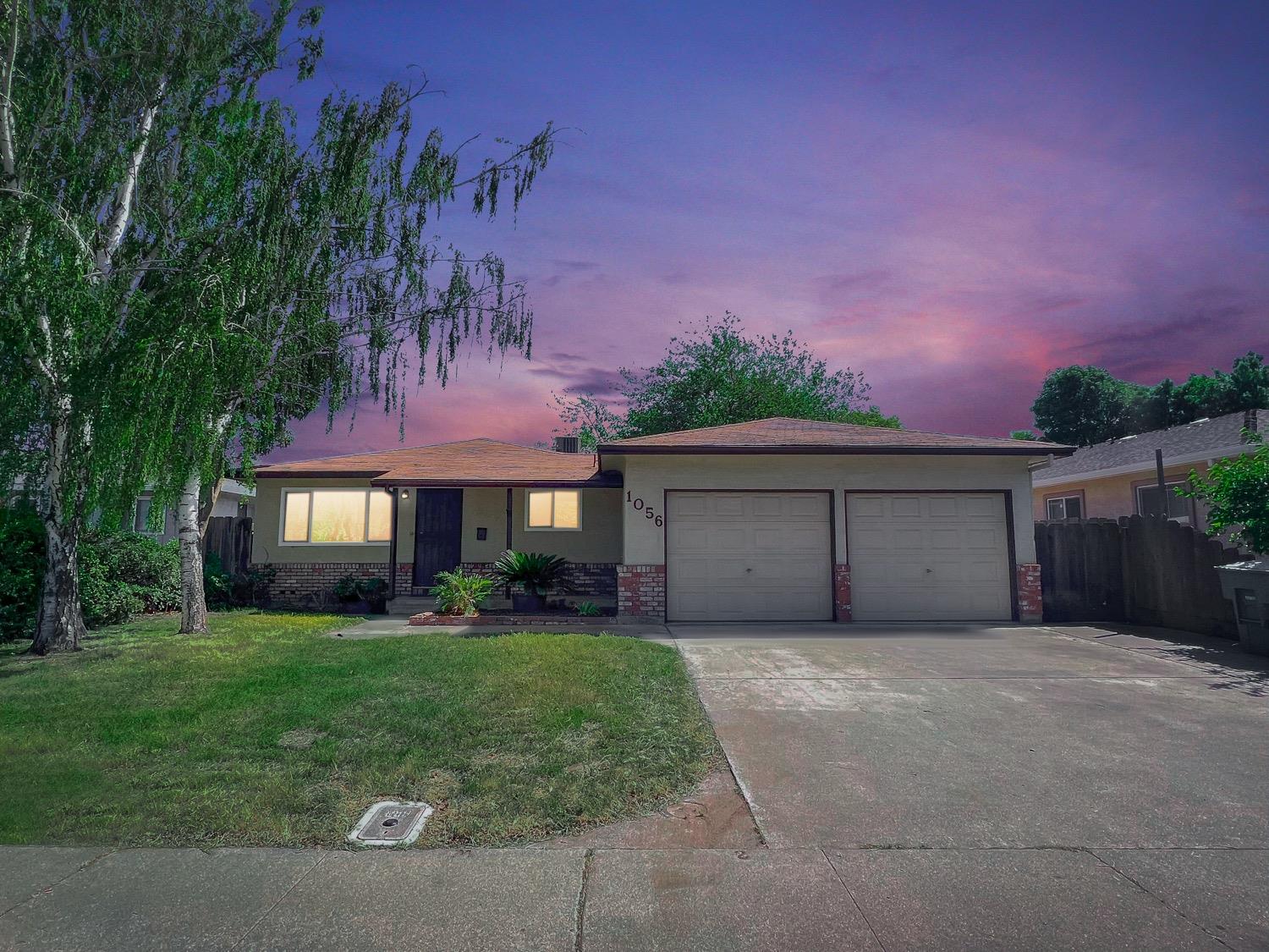 Photo of 1056 Sapphire Wy in Manteca, CA