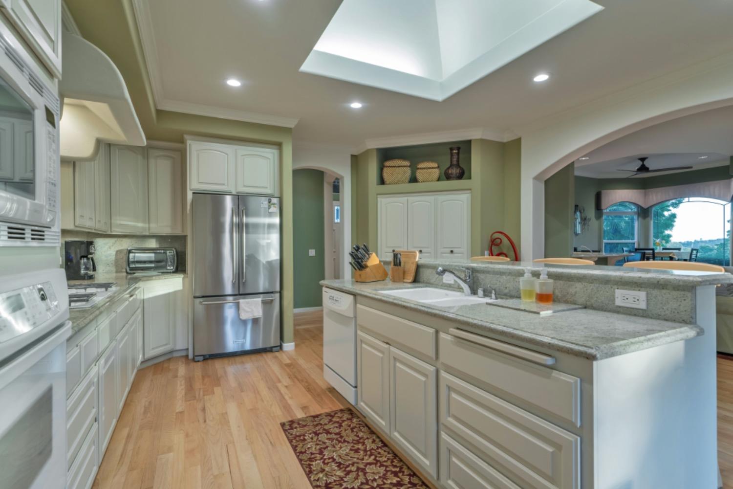 Detail Gallery Image 9 of 85 For 4721 Flying C Rd, Cameron Park,  CA 95682 - 3 Beds | 2 Baths