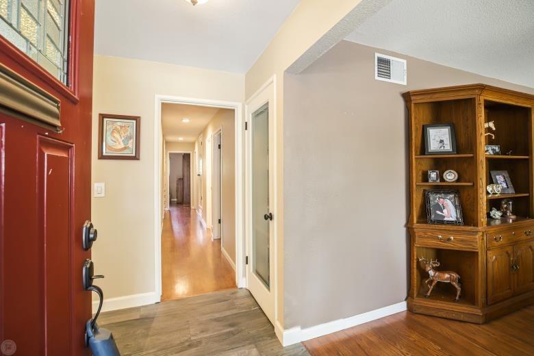 Detail Gallery Image 7 of 38 For 1605 Teakwood Dr, Modesto,  CA 95350 - 3 Beds | 2 Baths