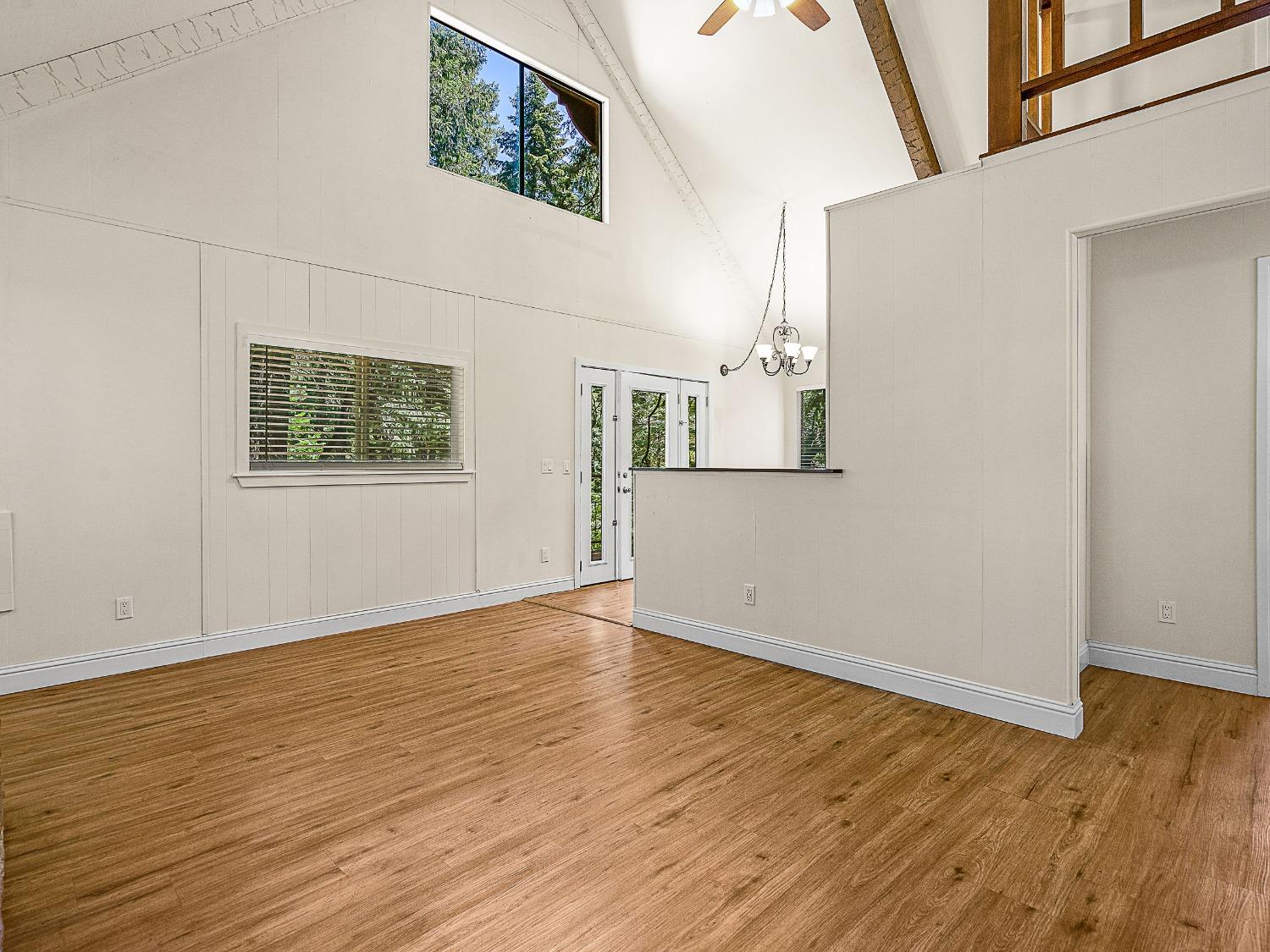 Detail Gallery Image 8 of 36 For 3241 Amber Trl, Pollock Pines,  CA 95726 - 3 Beds | 2 Baths