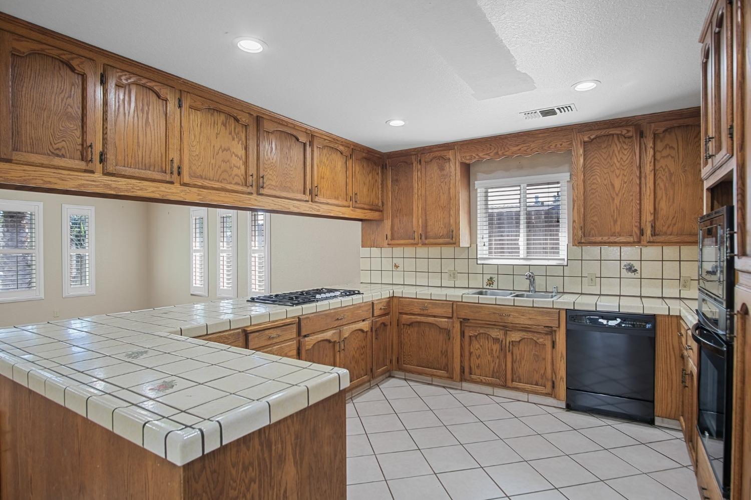 Detail Gallery Image 22 of 27 For 1489 Denise Dr, Ripon,  CA 95366 - 3 Beds | 2 Baths