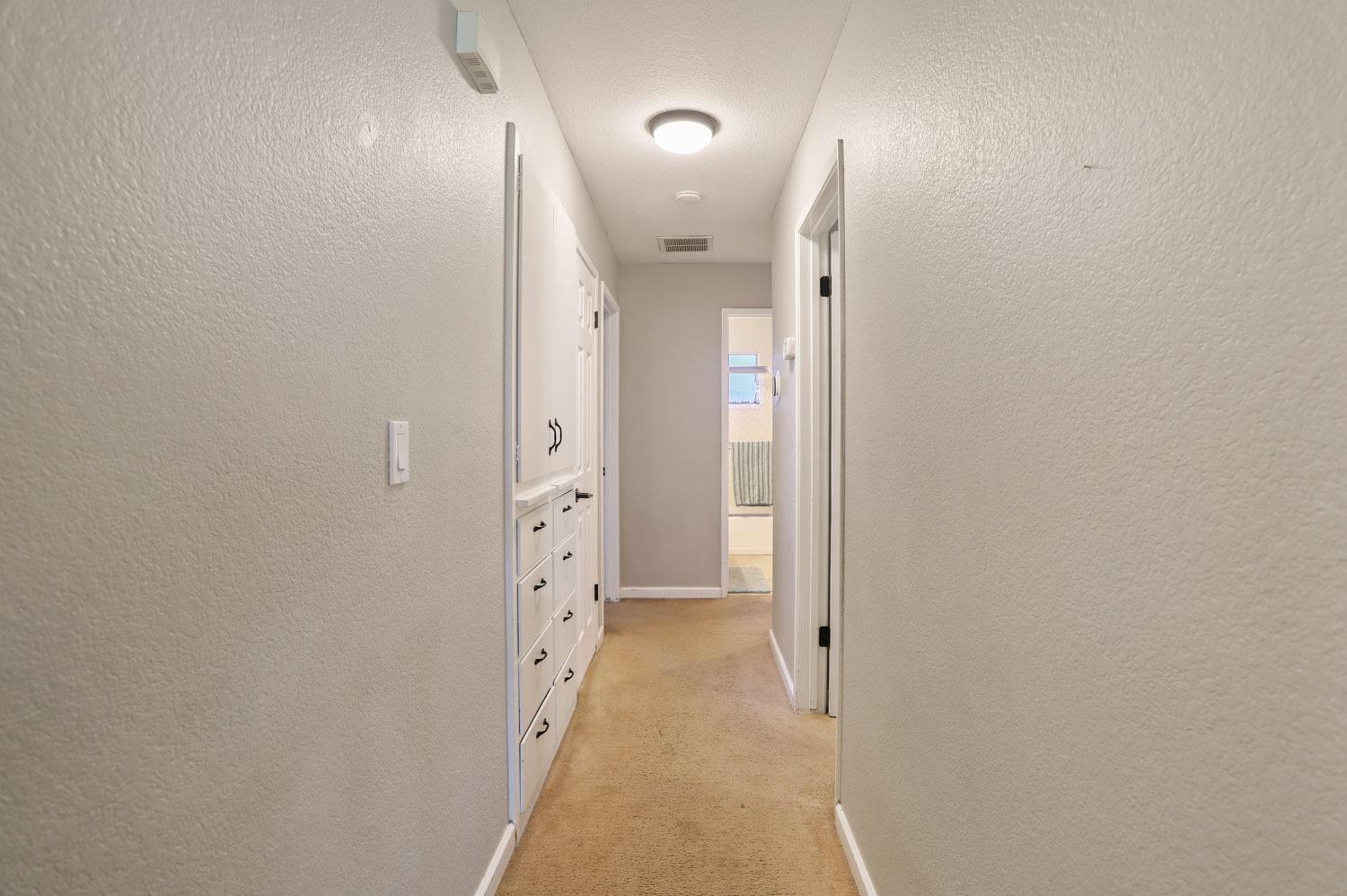 Detail Gallery Image 25 of 41 For 1816 Langton Ln, Modesto,  CA 95350 - 3 Beds | 2 Baths