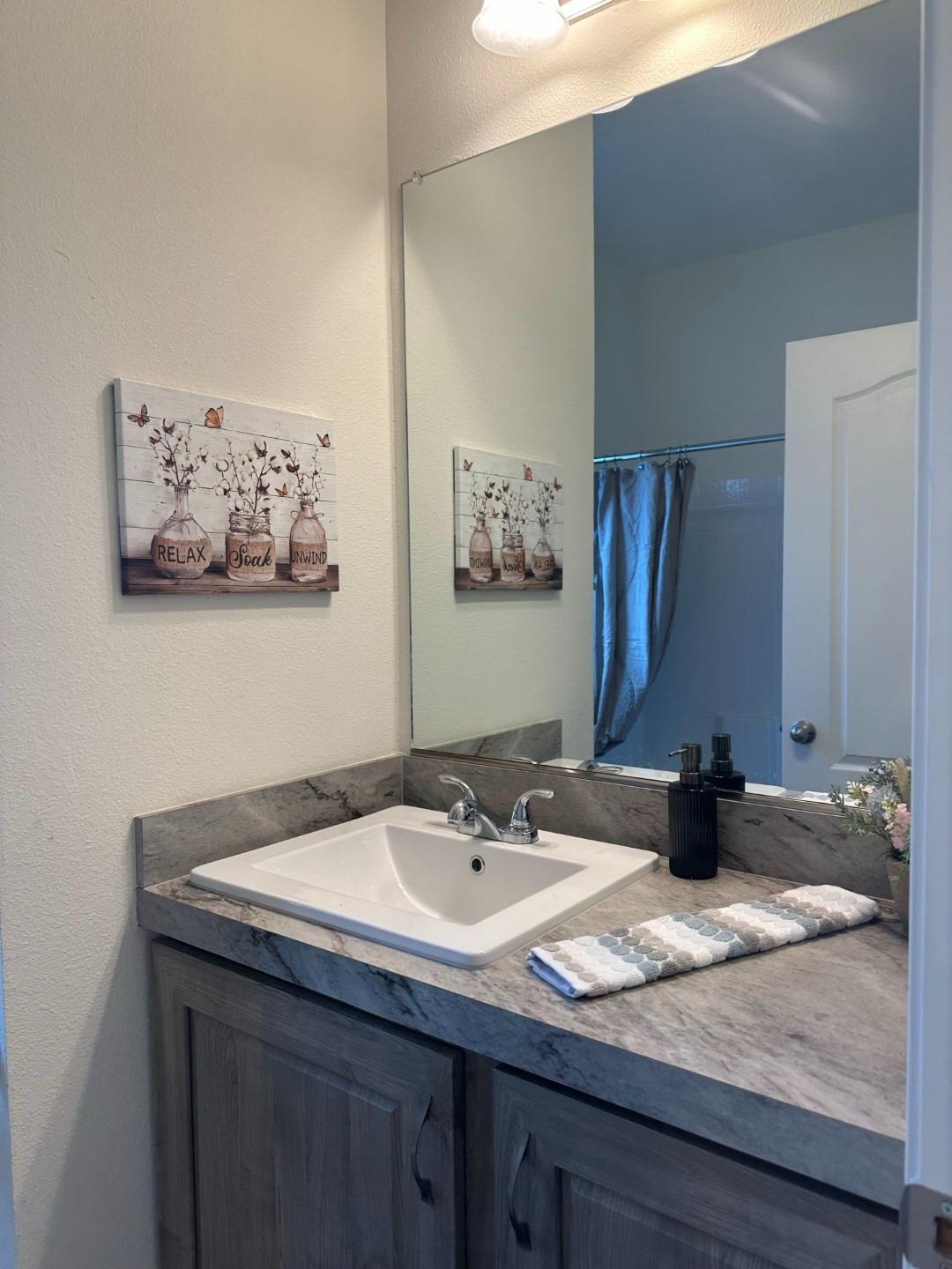 Detail Gallery Image 6 of 18 For 1354 Elliot Rd 4, Paradise,  CA 95969 - 3 Beds | 2 Baths