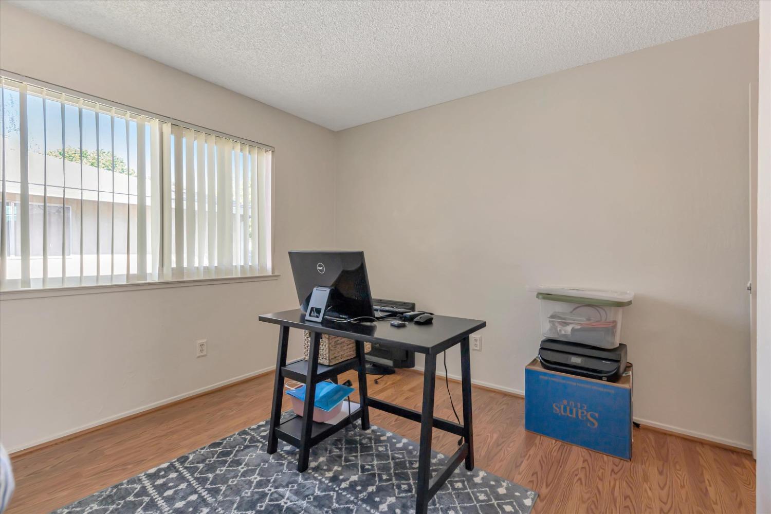 Detail Gallery Image 13 of 23 For 6520 Bremen Dr #3,  Citrus Heights,  CA 95621 - 2 Beds | 1 Baths