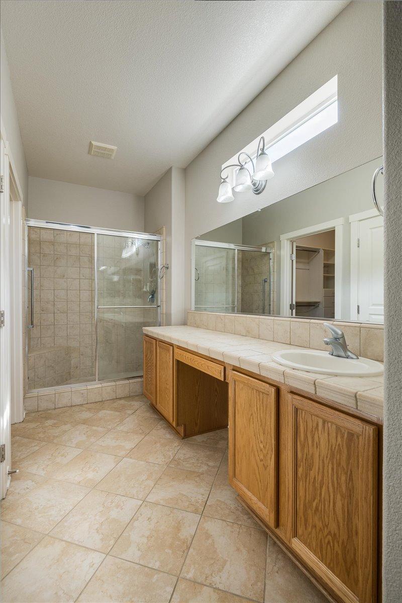 Detail Gallery Image 15 of 45 For 1282 Hawthorne Ln, Lincoln,  CA 95648 - 2 Beds | 2 Baths