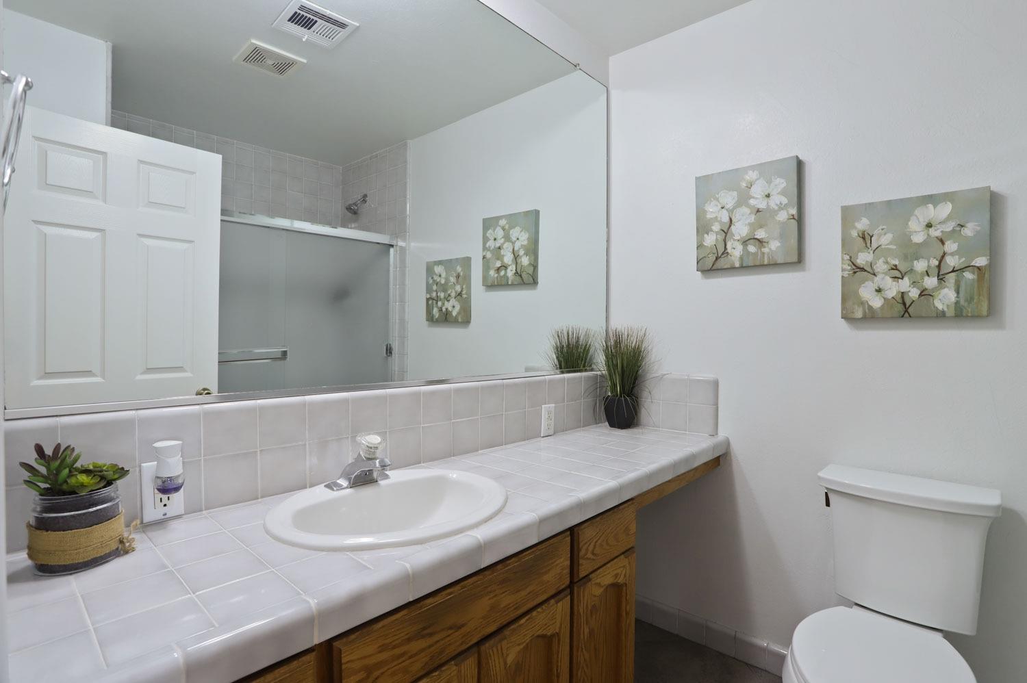 Detail Gallery Image 23 of 36 For 18 Benson Dr, Lodi,  CA 95242 - 3 Beds | 2 Baths