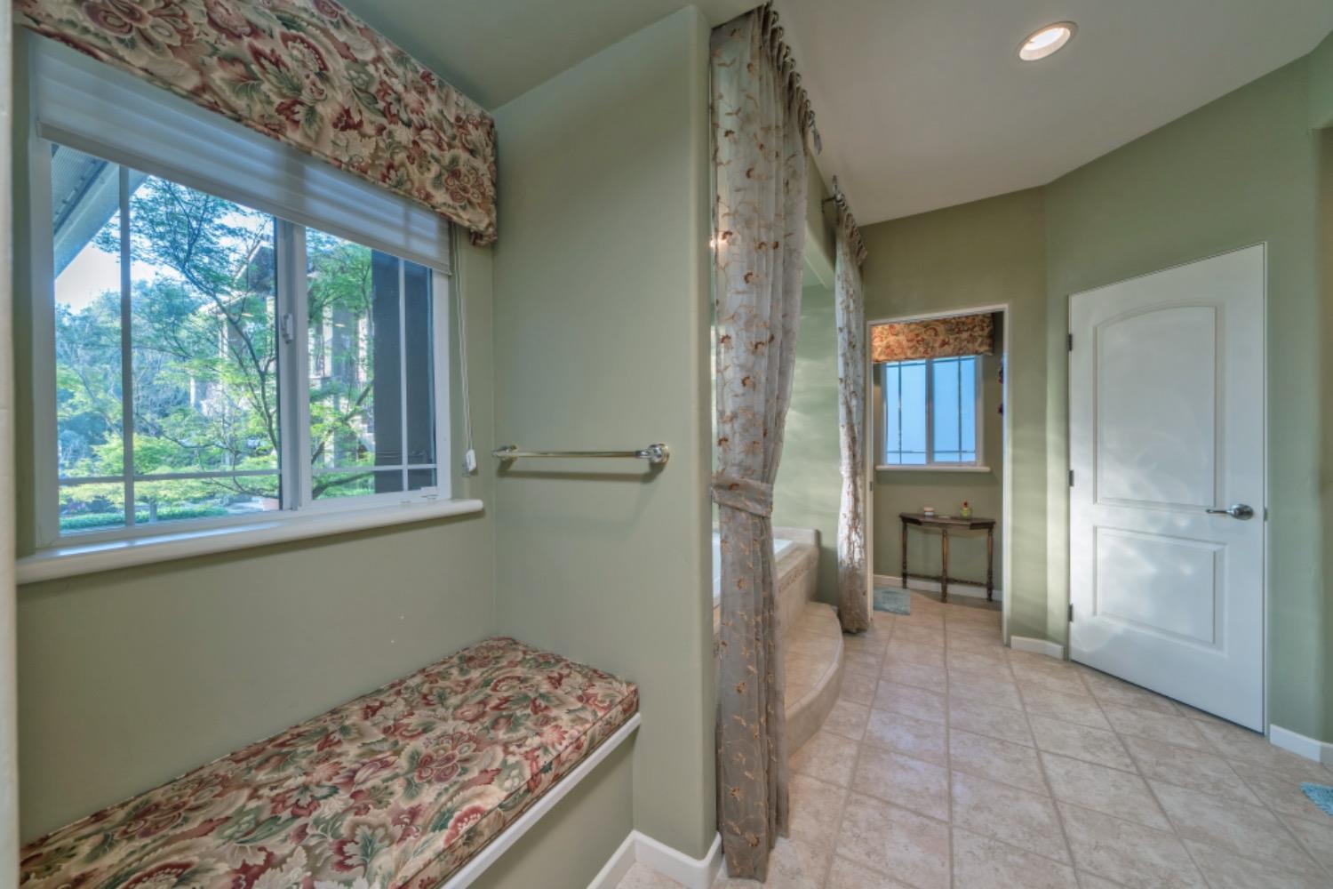 Detail Gallery Image 24 of 85 For 4721 Flying C Rd, Cameron Park,  CA 95682 - 3 Beds | 2 Baths
