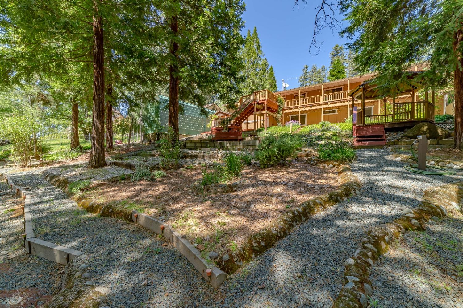 Detail Gallery Image 21 of 60 For 11135 Crotty Ct, Grass Valley,  CA 95949 - 3 Beds | 3 Baths