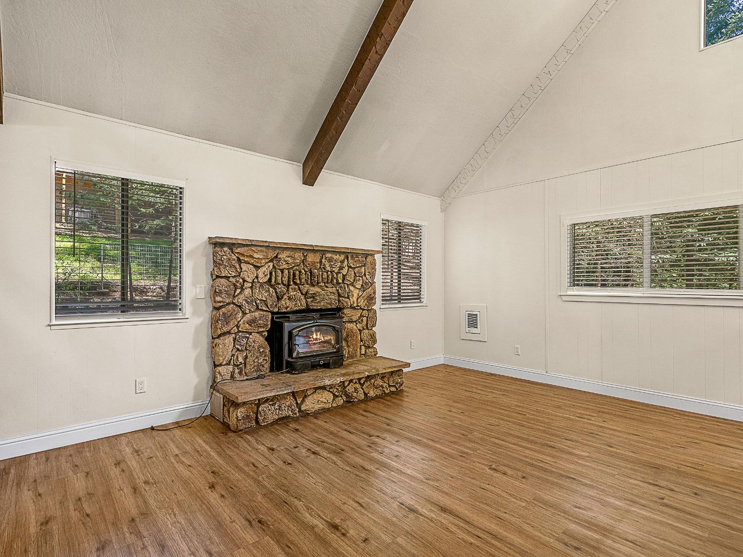 Detail Gallery Image 23 of 36 For 3241 Amber Trl, Pollock Pines,  CA 95726 - 3 Beds | 2 Baths