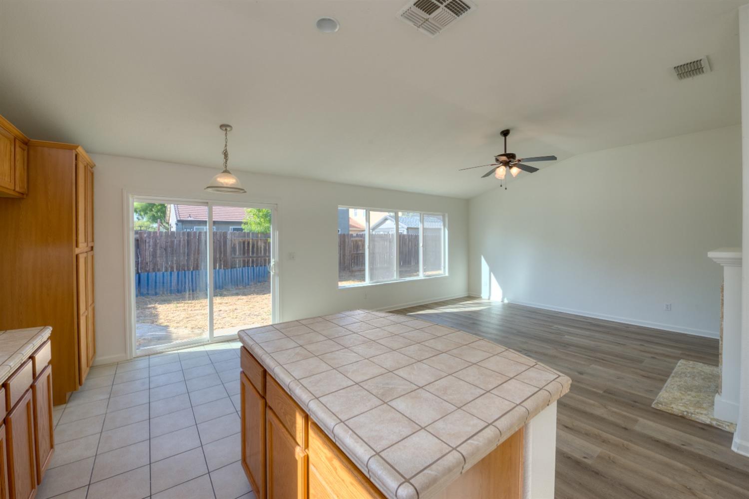 Detail Gallery Image 15 of 32 For 787 Bertwood Ln, Patterson,  CA 95363 - 3 Beds | 2 Baths