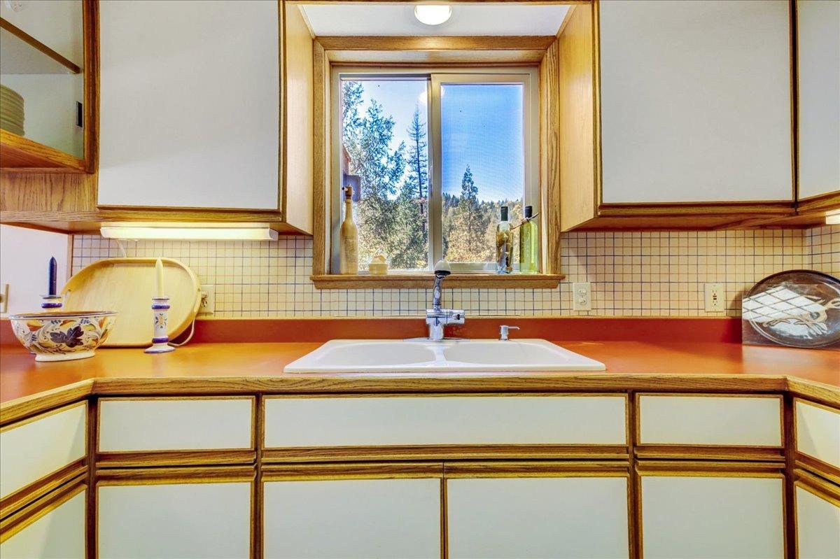 Detail Gallery Image 20 of 70 For 11396 Scotts Flat Dam Rd., Nevada City,  CA 95959 - 3 Beds | 2 Baths