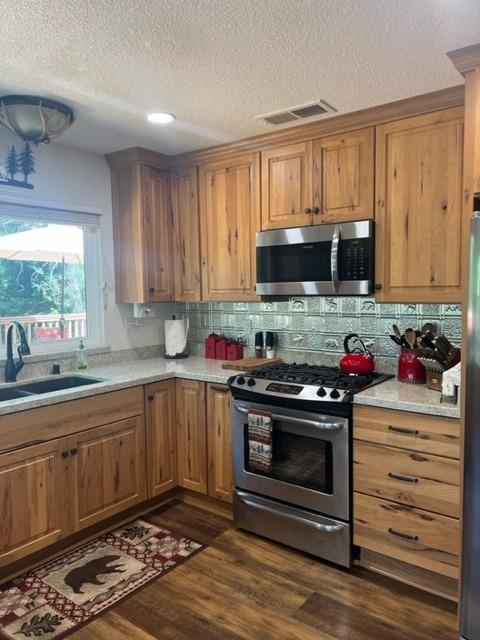 Sierra Springs Drive, Pollock Pines, California image 7