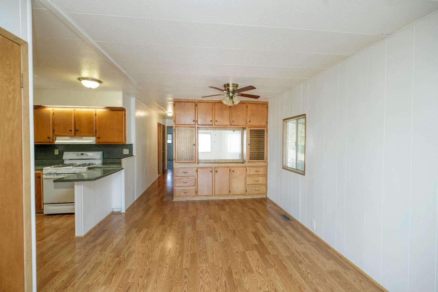 Detail Gallery Image 12 of 45 For 2505 Jackson Ave 123, Escalon,  CA 95320 - 2 Beds | 2 Baths