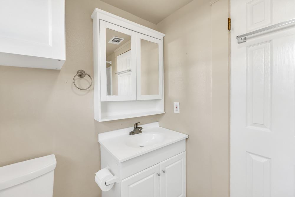 Detail Gallery Image 19 of 40 For 435 Poplar St, Lodi,  CA 95240 - 2 Beds | 1 Baths
