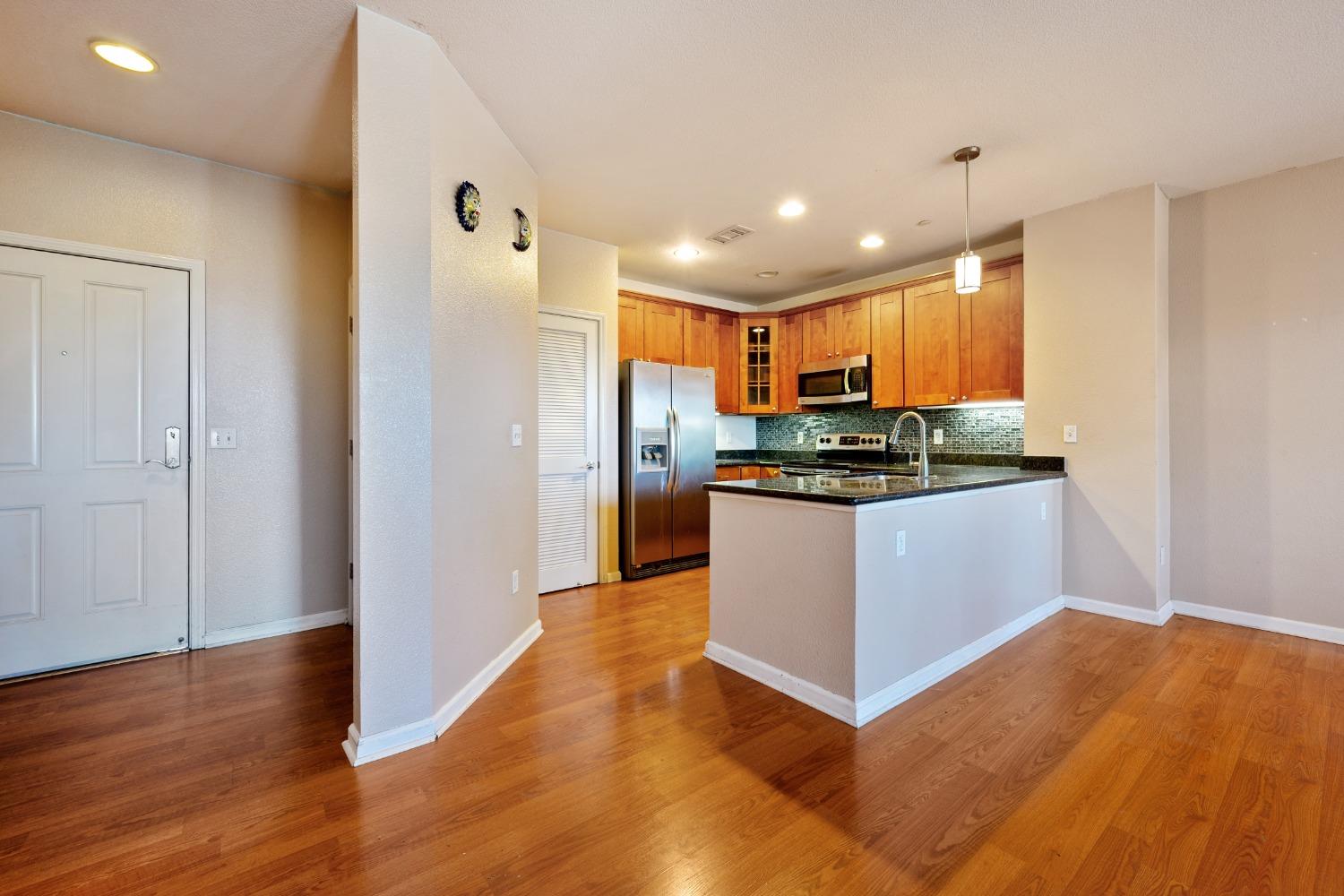 Detail Gallery Image 24 of 37 For 1445 Fruitdale Ave #319,  San Jose,  CA 95128 - 2 Beds | 2 Baths