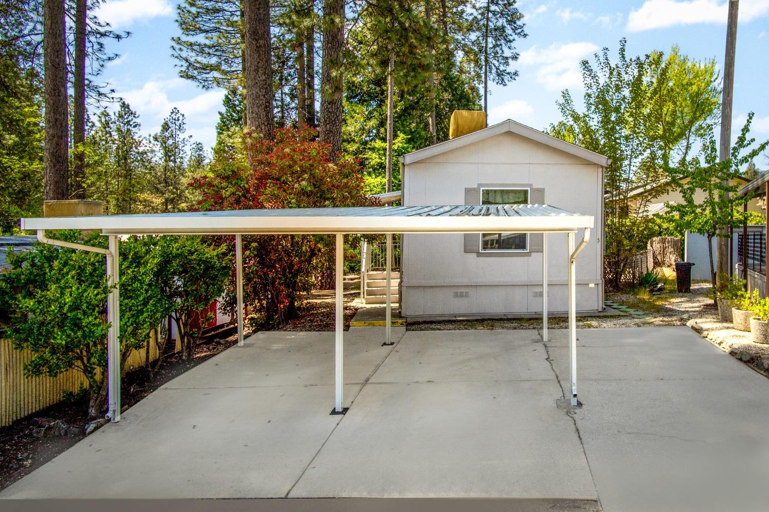 Detail Gallery Image 6 of 32 For 5 Primrose Ln, Grass Valley,  CA 95945 - 2 Beds | 2 Baths