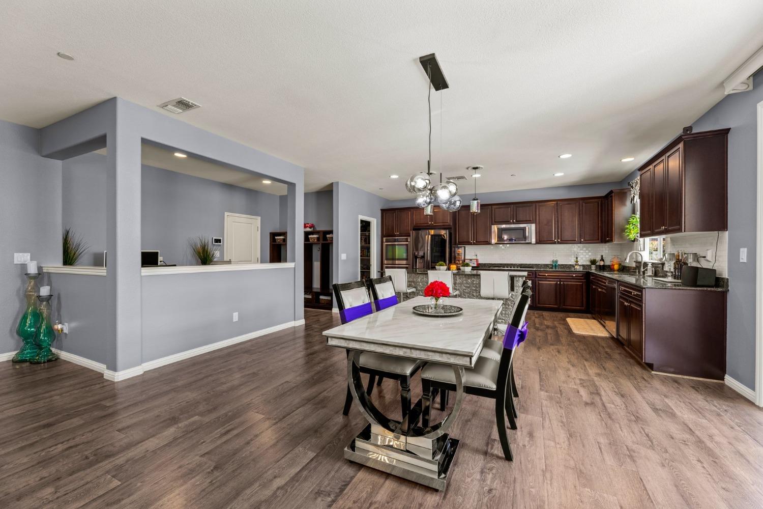 Detail Gallery Image 15 of 72 For 505 Alessandria Pl, Lincoln,  CA 95648 - 4 Beds | 3/1 Baths