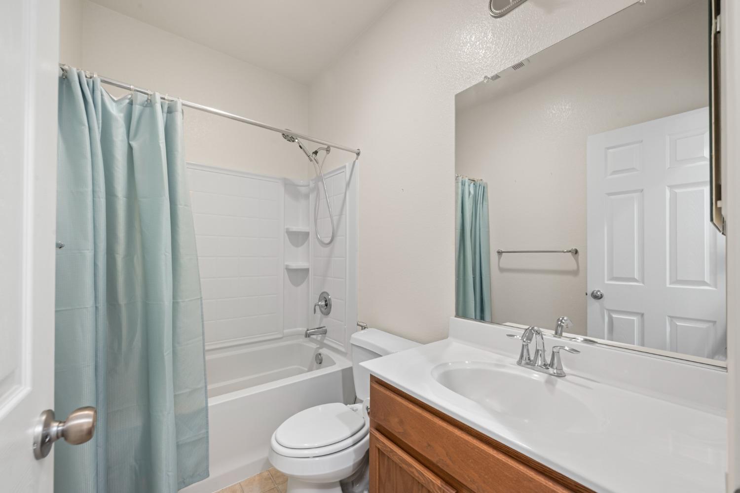 Detail Gallery Image 29 of 38 For 10437 Fossil Way, Elk Grove,  CA 95757 - 3 Beds | 2 Baths