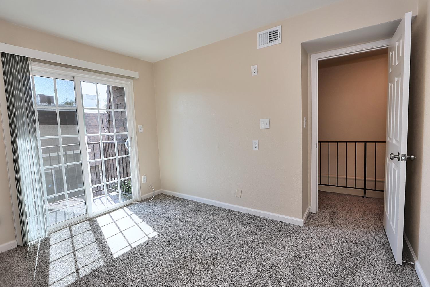 Detail Gallery Image 35 of 49 For 5702 Hillsdale, Sacramento,  CA 95842 - 2 Beds | 1 Baths