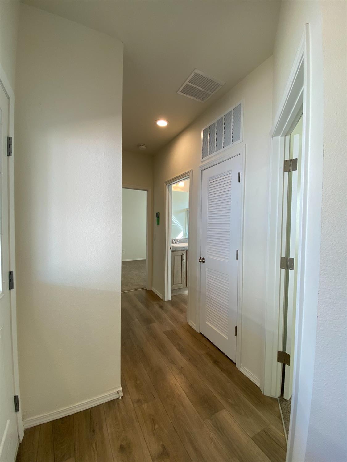 Detail Gallery Image 8 of 15 For 1348 Elliot Rd 2, Paradise,  CA 95969 - 2 Beds | 1 Baths