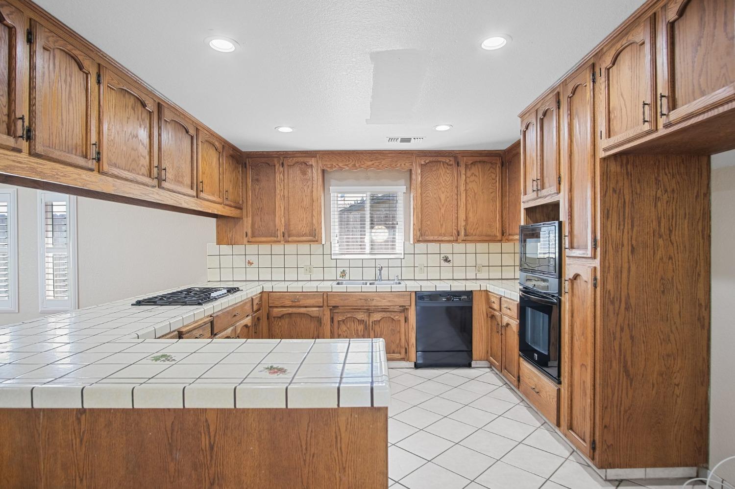 Detail Gallery Image 23 of 27 For 1489 Denise Dr, Ripon,  CA 95366 - 3 Beds | 2 Baths