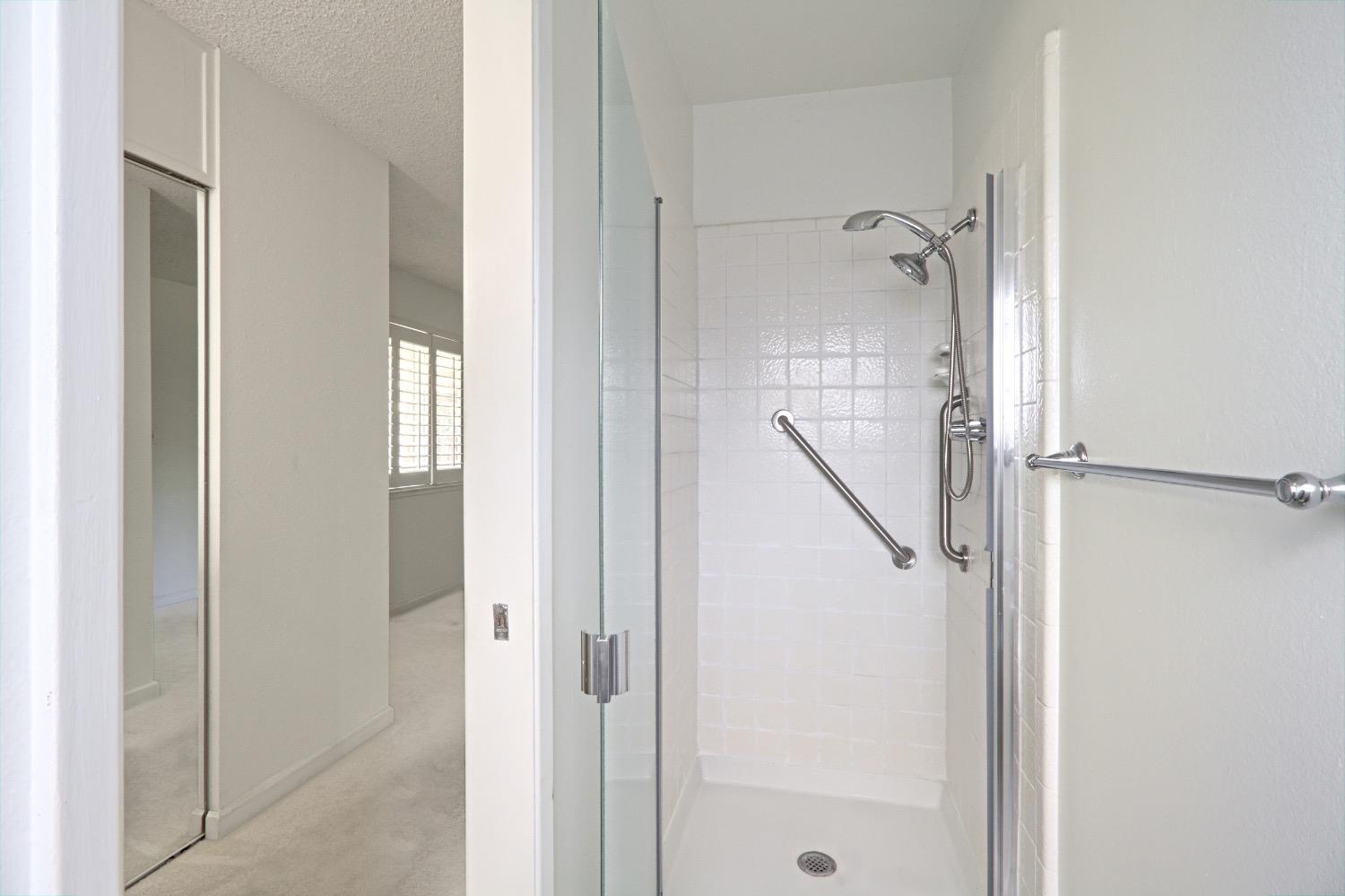 Detail Gallery Image 22 of 34 For 10 W Hacienda Ln, Woodland,  CA 95695 - 3 Beds | 2 Baths