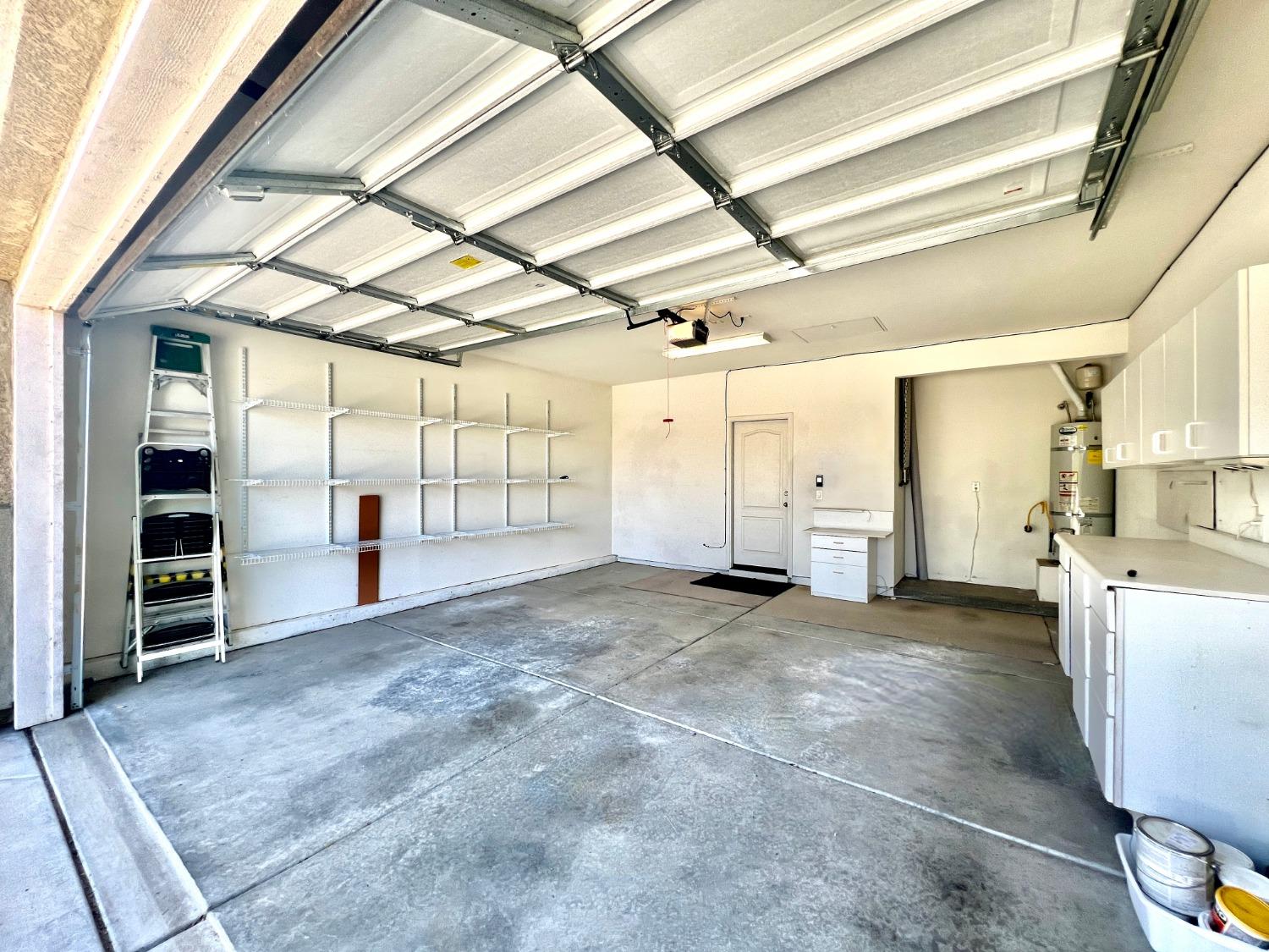 Garnet Way, Olivehurst, California image 31