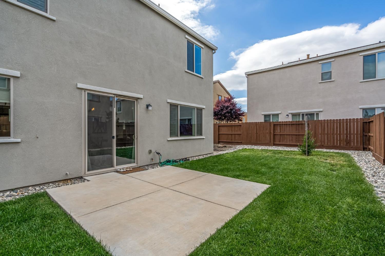 Detail Gallery Image 21 of 21 For 3777 Po River Way, Sacramento,  CA 95834 - 3 Beds | 2/1 Baths