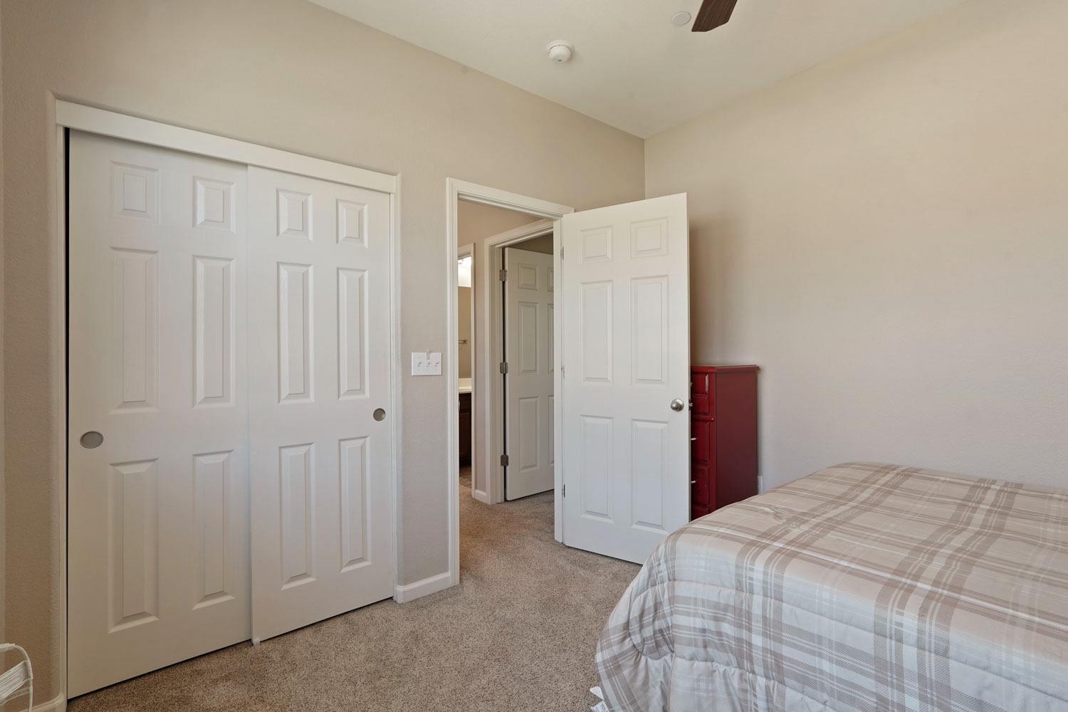 Detail Gallery Image 33 of 42 For 5717 Antique Rose Way, Riverbank,  CA 95367 - 3 Beds | 2/1 Baths