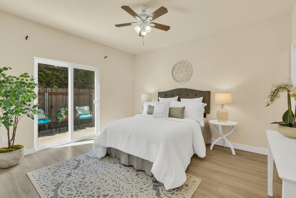 Detail Gallery Image 4 of 35 For 4440 6th Ave, Sacramento,  CA 95820 - 3 Beds | 2 Baths