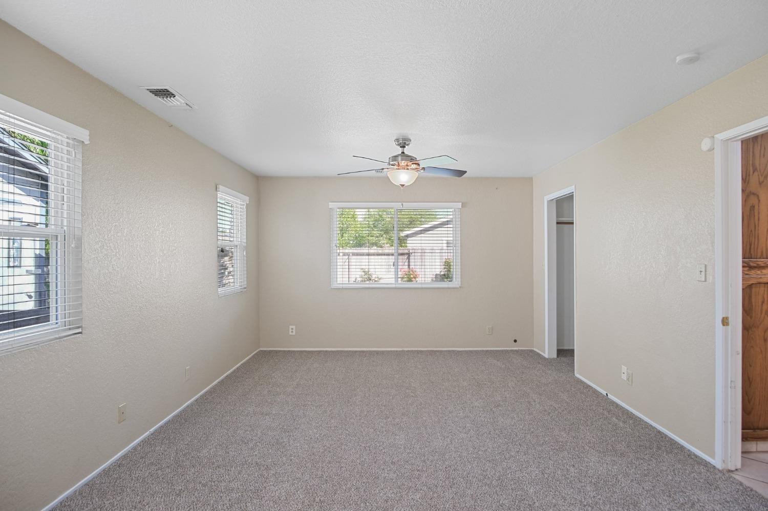 Detail Gallery Image 11 of 27 For 1489 Denise Dr, Ripon,  CA 95366 - 3 Beds | 2 Baths