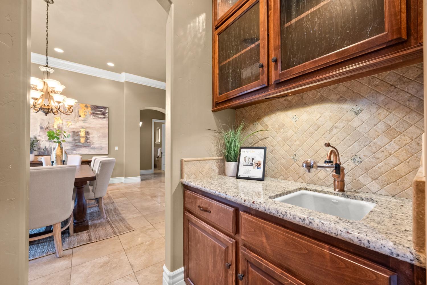 Detail Gallery Image 10 of 52 For 11128 Vista Del Sol, Auburn,  CA 95603 - 4 Beds | 3 Baths