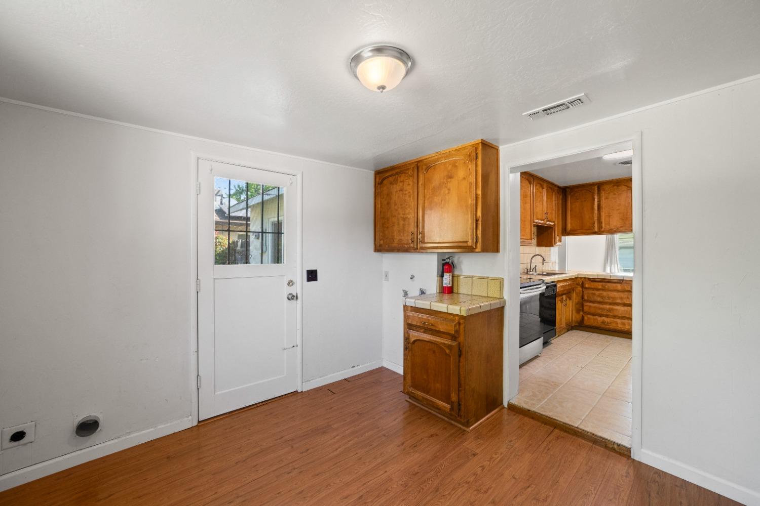 Detail Gallery Image 12 of 29 For 1178 Rosemary, Yuba City,  CA 95991 - 2 Beds | 1 Baths