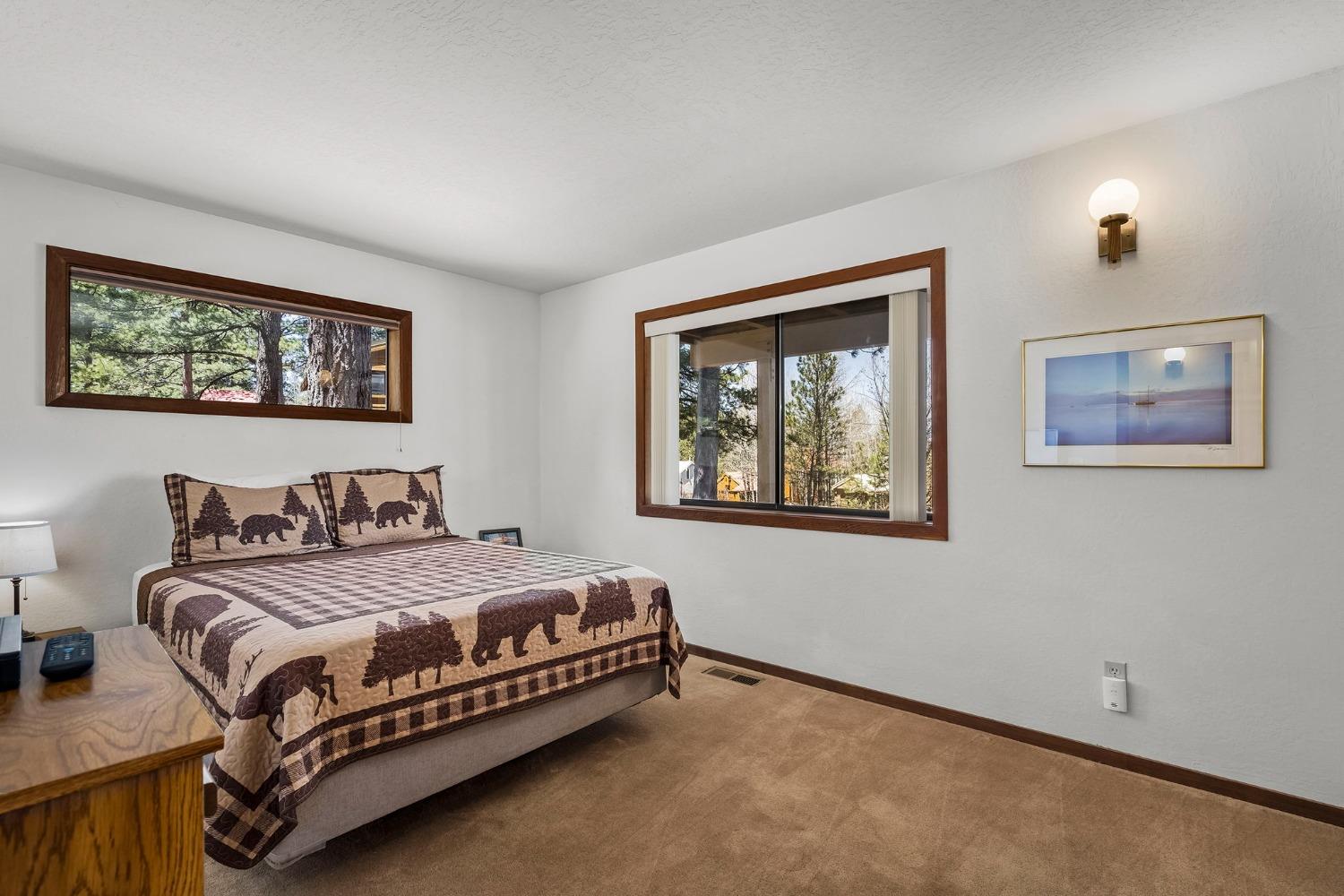 Detail Gallery Image 19 of 41 For 251 Basque Dr, Truckee,  CA 96161 - 3 Beds | 2 Baths