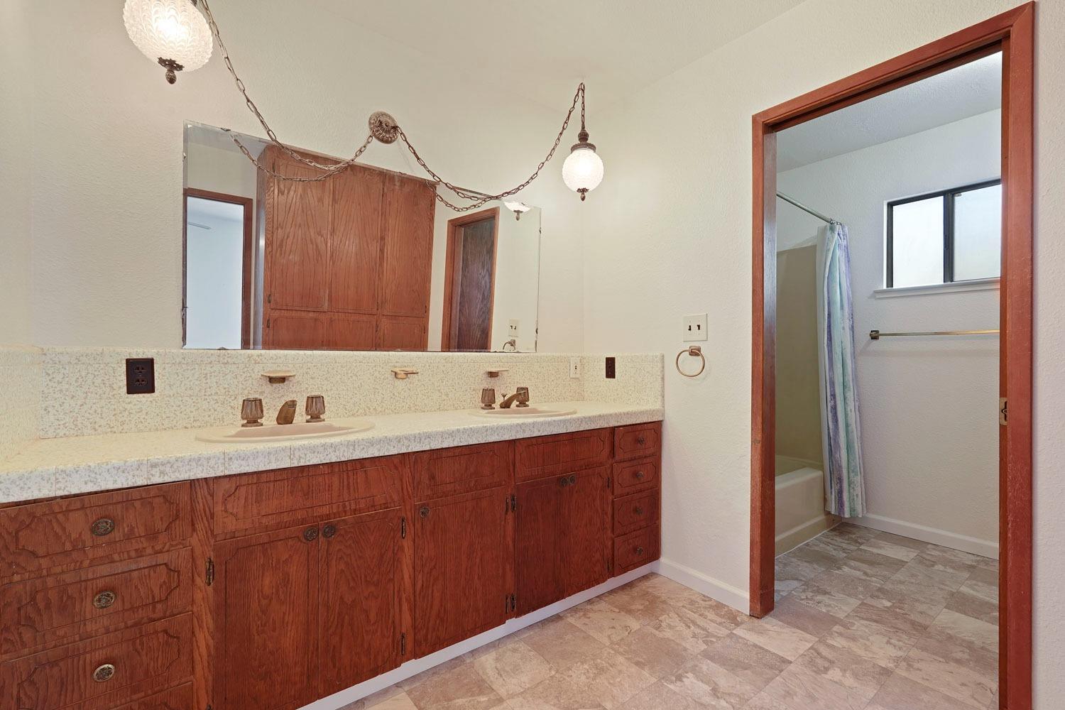 Detail Gallery Image 29 of 40 For 32 S Cambridge Dr, Lodi,  CA 95242 - 3 Beds | 2 Baths