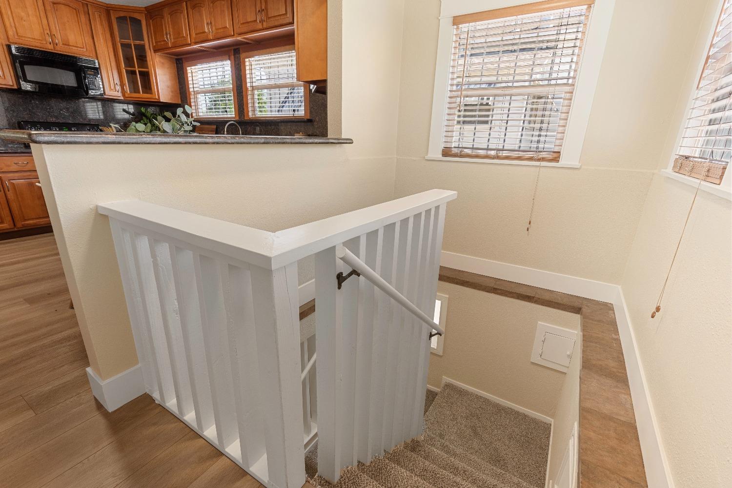 Detail Gallery Image 13 of 24 For 136 W Anderson St, Stockton,  CA 95206 - 4 Beds | 2 Baths