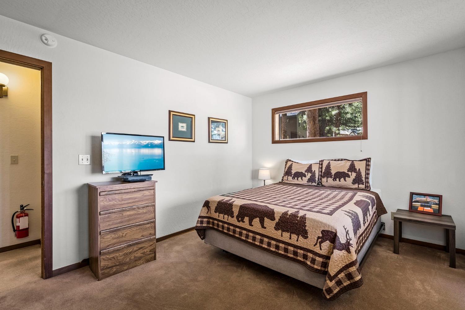 Detail Gallery Image 20 of 41 For 251 Basque Dr, Truckee,  CA 96161 - 3 Beds | 2 Baths