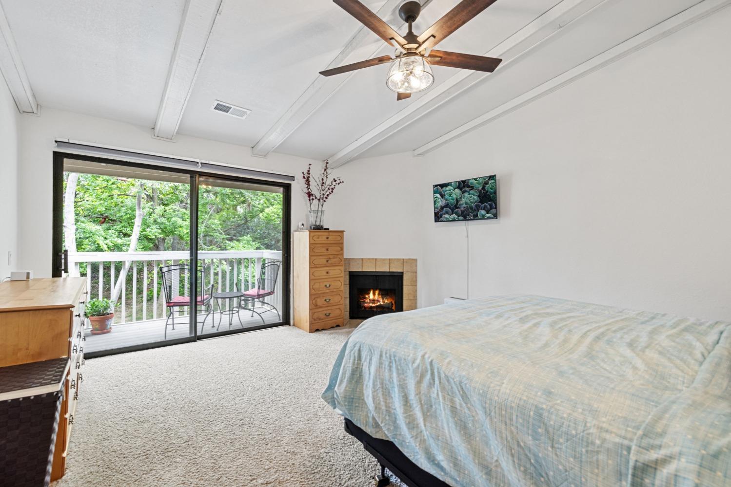 Detail Gallery Image 9 of 16 For 7832 Hampton Ln, Citrus Heights,  CA 95610 - 3 Beds | 2 Baths